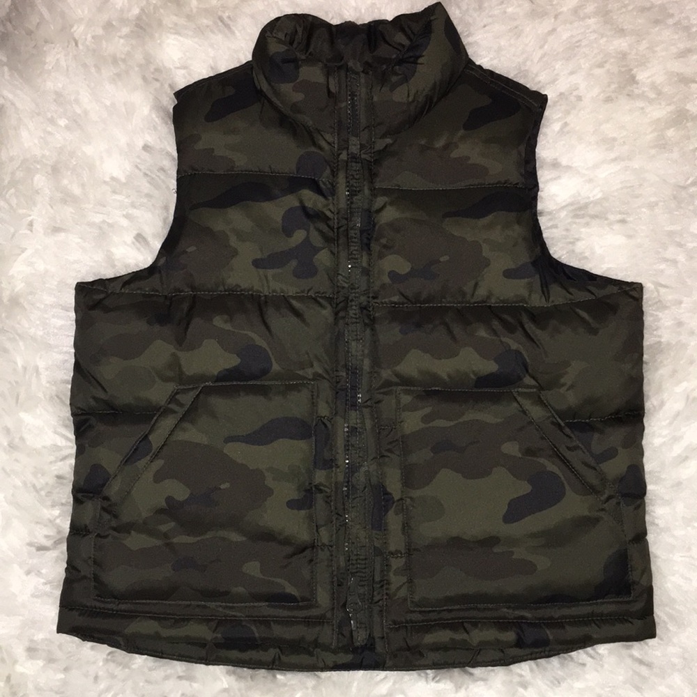 Old Navy Puffer Vest